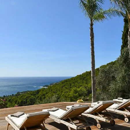 别墅 Palmsprings Stunning Sea View & Private Pool Les Salettes